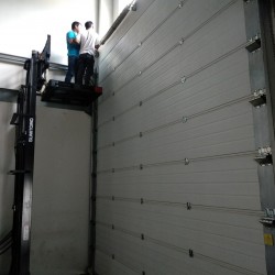 Service Garage Door BizPark II Cakung Jakarta Timur