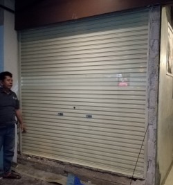 Pemasangan Rolling Door Baru Bekasi Cyber Park
